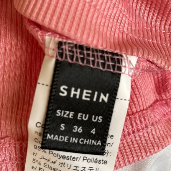 Woman’s cute pink tank top - Picture 2 of 2